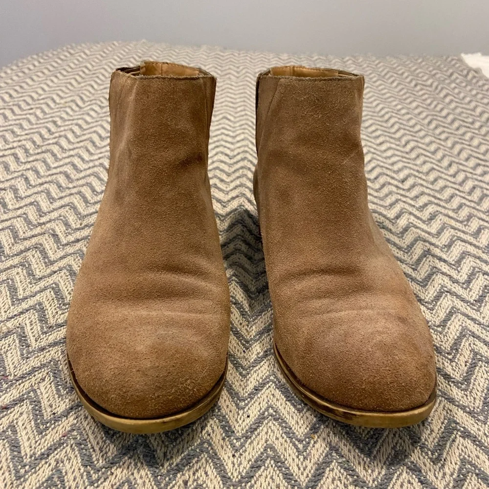 Lucky Brand Benissa Suede Ankle Boots in Carmel Brown – Size 10